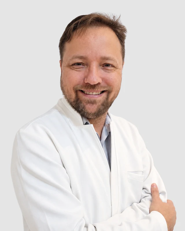 Dr. Ricardo Lindemberg